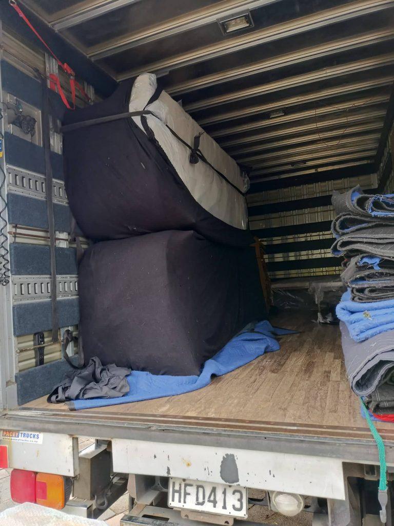 Stress Free Movers Loading Image